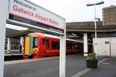 gatwick-express-coaches